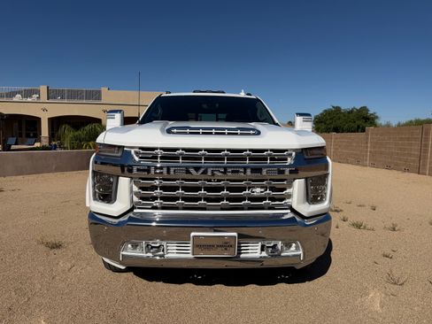 Used 2020 Chevrolet Silverado 3500 LTZ w/ LTZ Plus Package image 2