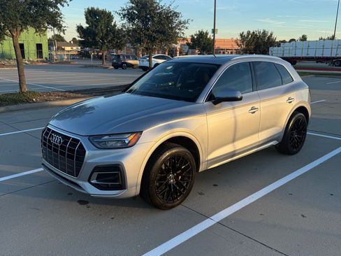 Used 2023 Audi Q5 2.0T Premium image 1