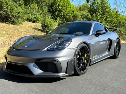 Used 2024 Porsche 718 Cayman GT4 RS image 11