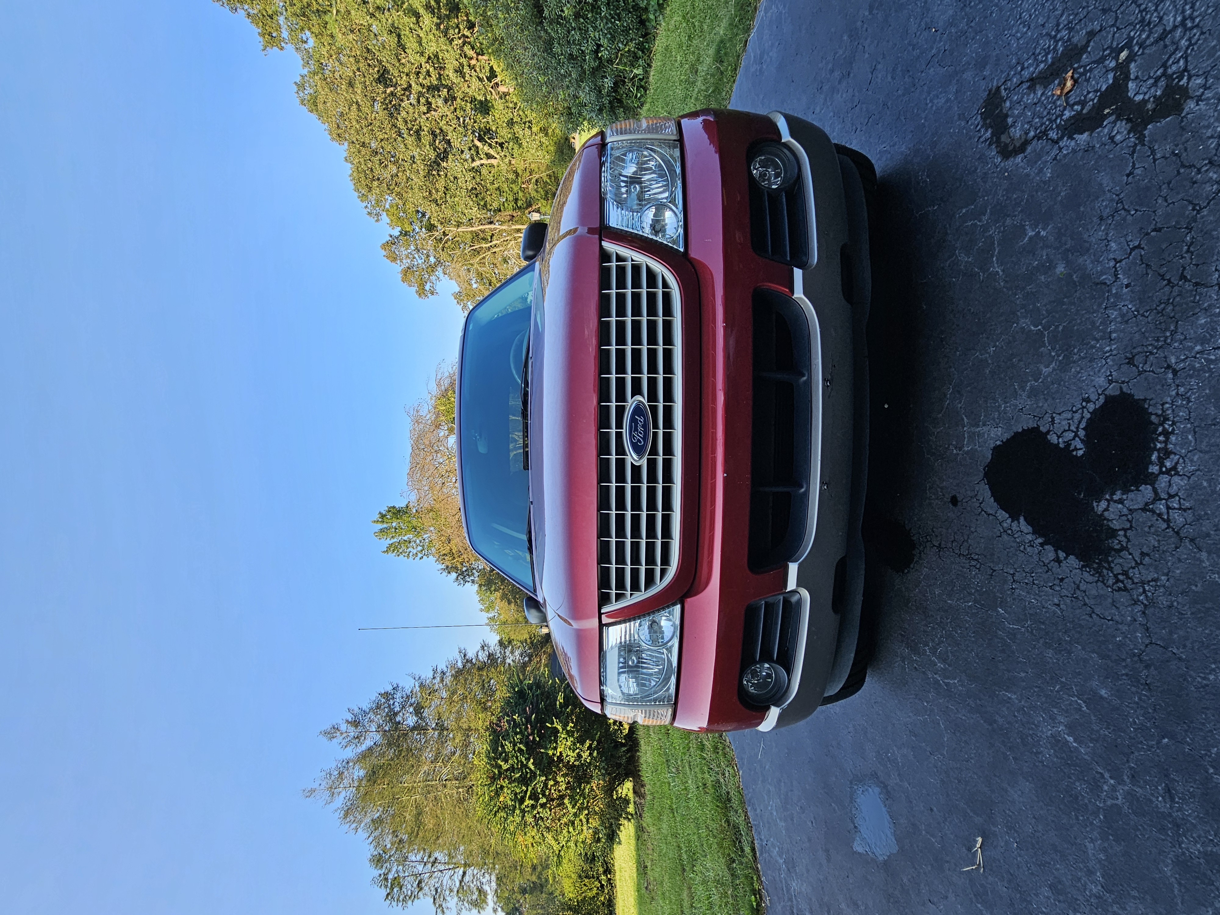 Used 2004 Ford Explorer Eddie Bauer RWD image 11