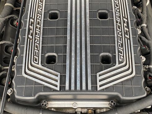 Used 2017 Chevrolet Camaro ZL1 image 24