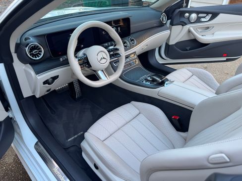 Used 2023 Mercedes-Benz E 450 4MATIC Cabriolet image 13