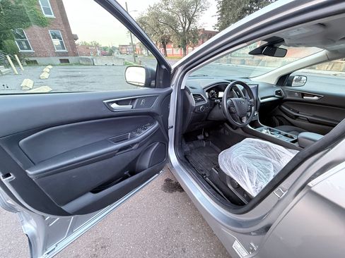 Used 2023 Ford Edge SE AWD/4WD image 16