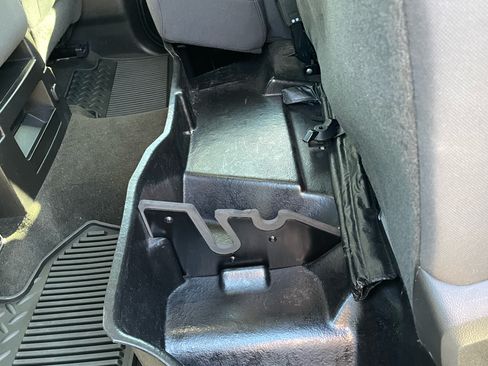 Used 2017 GMC Sierra 1500 SLE w/ Texas SLE Value Package image 11