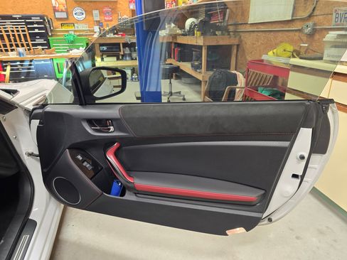 Used 2020 Subaru BRZ tS w/ Popular Package #2 image 10