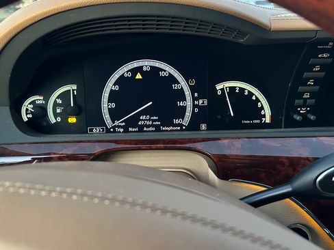 Used 2008 Mercedes-Benz S 550 4MATIC image 6