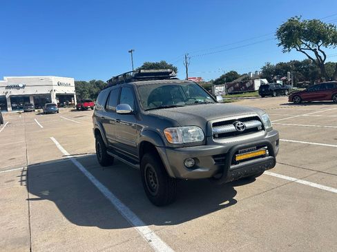 Used 2007 Toyota Sequoia Limited AWD/4WD image 5