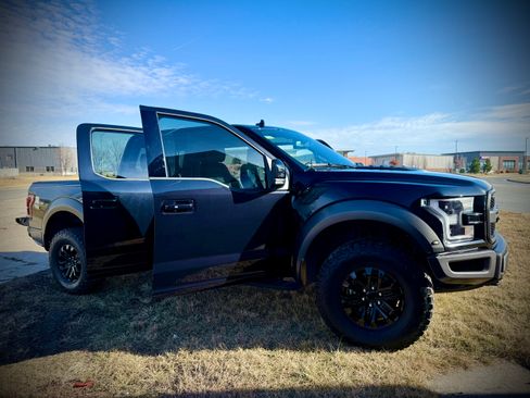 Used 2020 Ford F150 Raptor w/ Equipment Group 802A Luxury image 12
