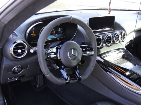 Used 2021 Mercedes-Benz AMG GT Coupe image 18