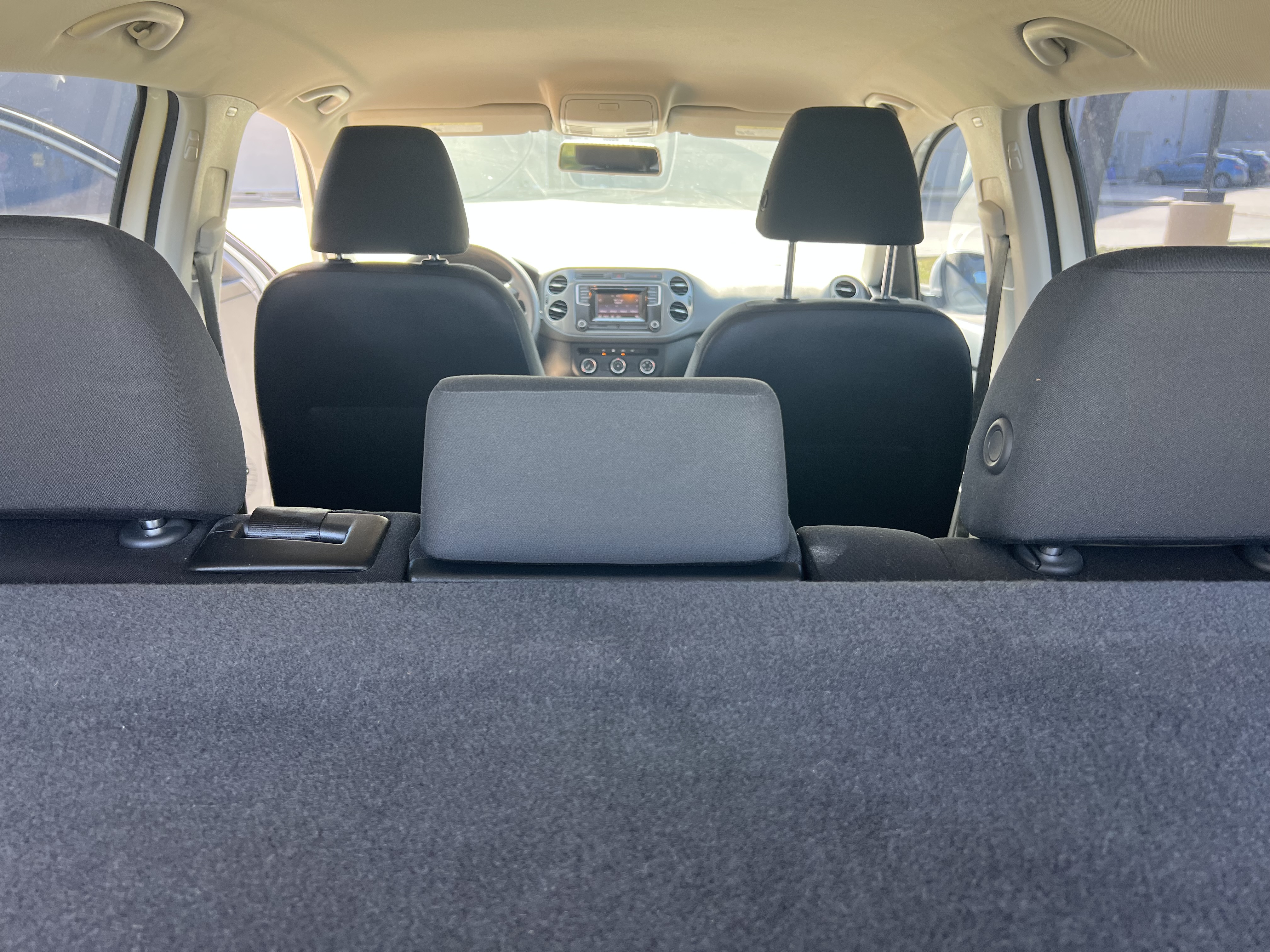 Used 2017 Volkswagen Tiguan S FWD image 14
