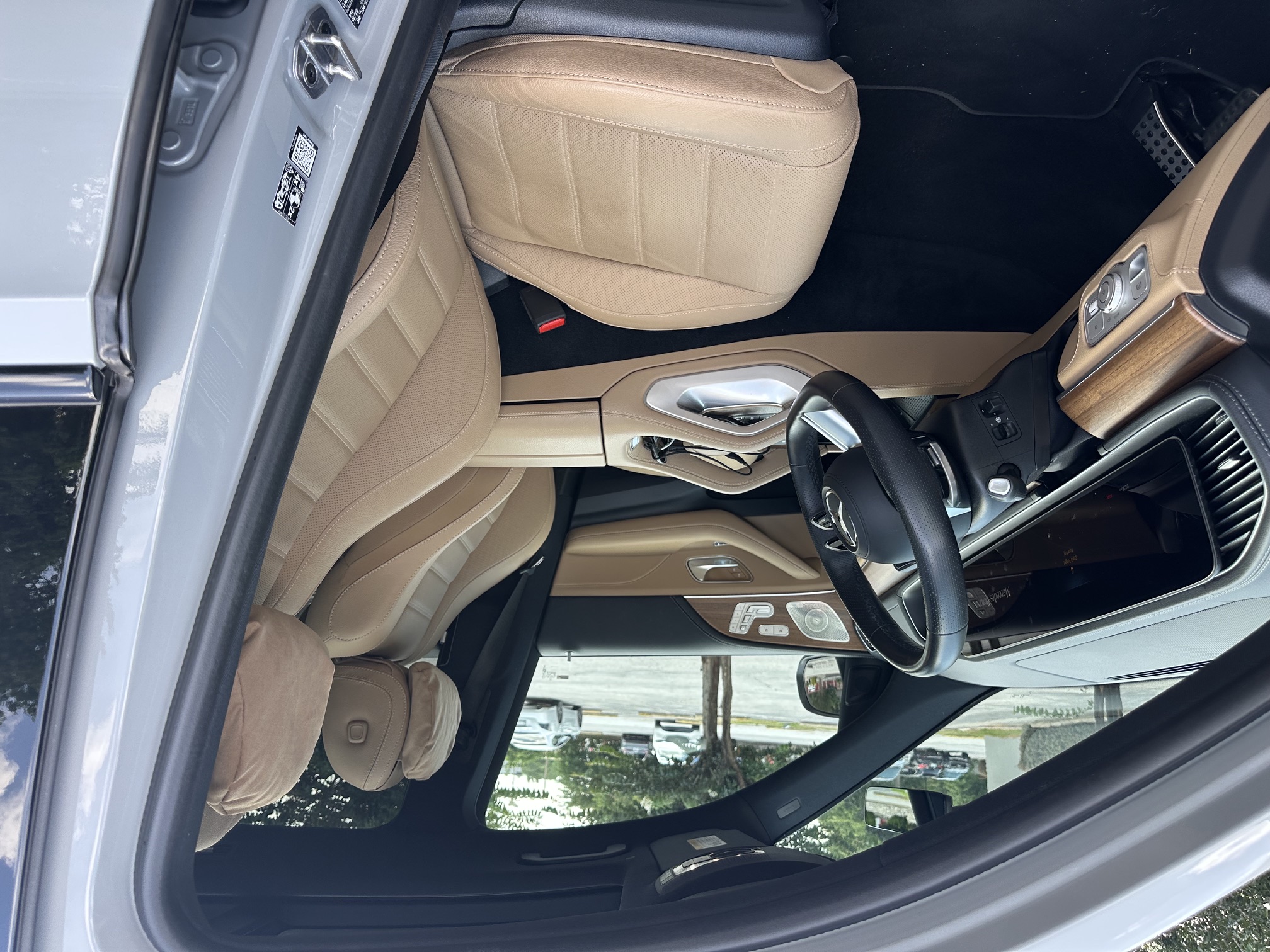 Used 2026 Mercedes-Benz GLS 450 4MATIC image 2