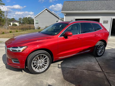 Used 2020 Volvo XC60 T5 Inscription w/ Protection Package Premier image 1