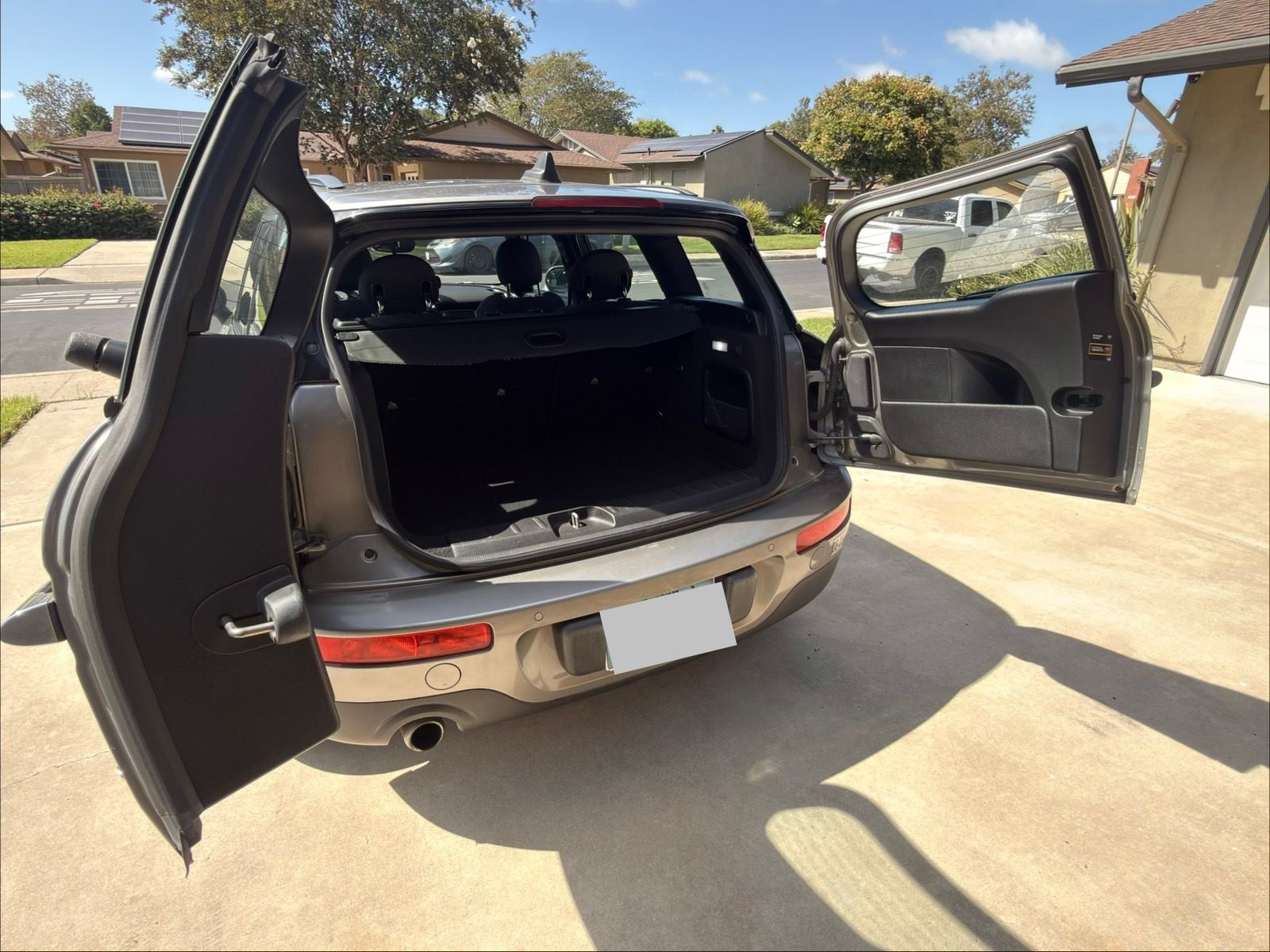 Used 2016 MINI Cooper Clubman FWD image 6