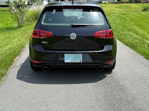 Used 2016 Volkswagen GTI S image 5
