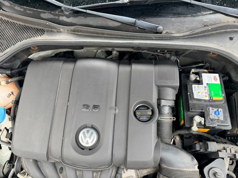 Used 2012 Volkswagen Passat 2.5 SE image 6