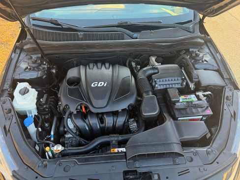 Used 2013 Kia Optima EX w/ Premium Pkg image 5