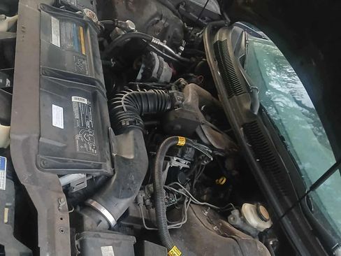 Used 1993 Chevrolet Camaro Coupe 2D image 4