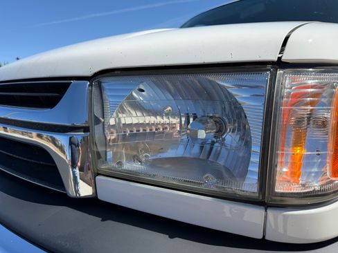 Used 2002 Toyota 4Runner SR5 image 13