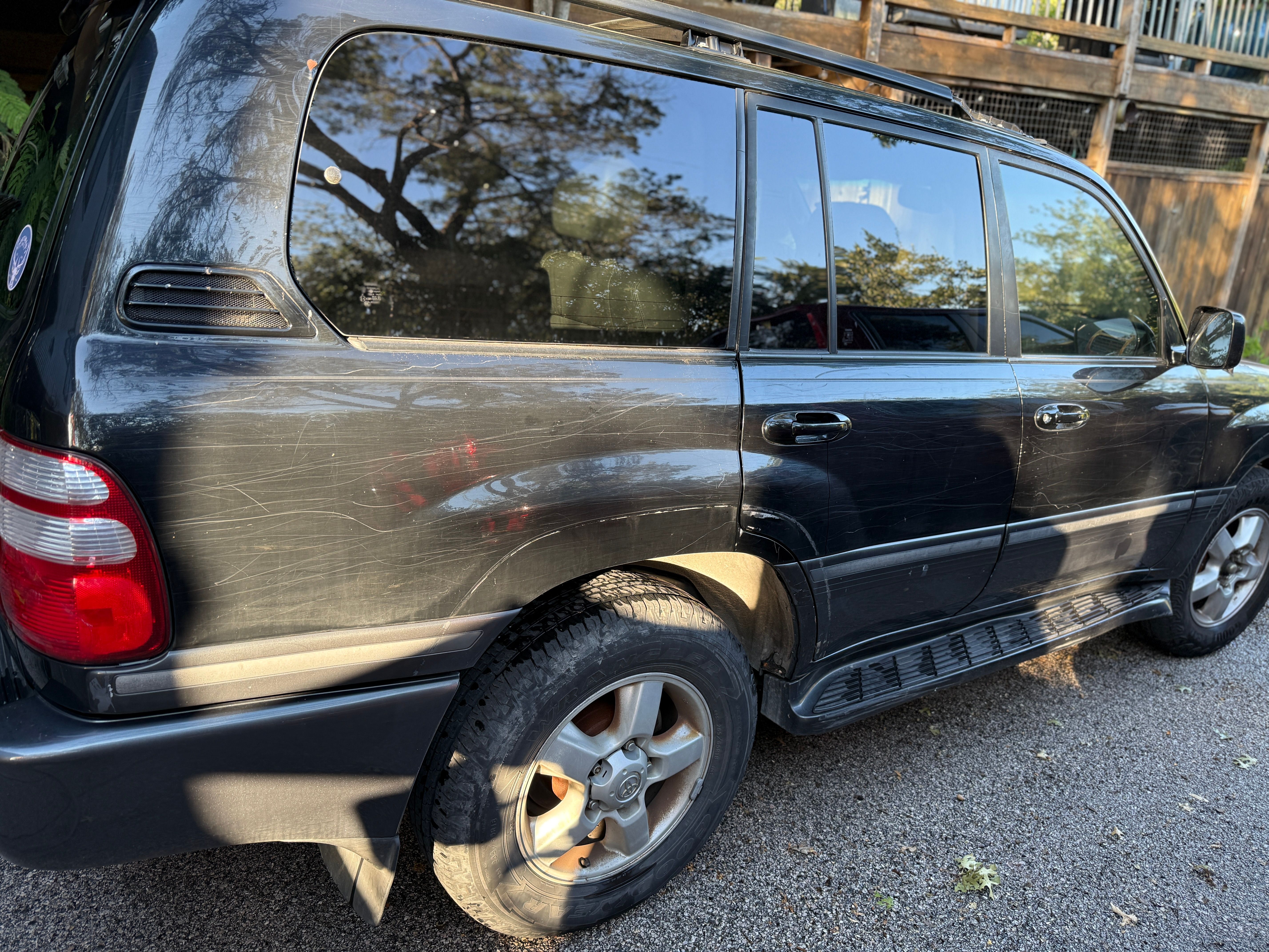 Used 2005 Toyota Land Cruiser AWD/4WD image 4