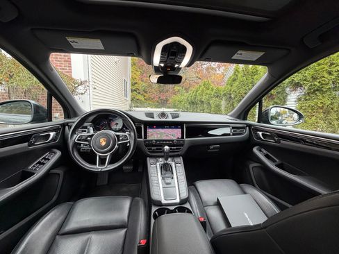Used 2021 Porsche Macan S image 8