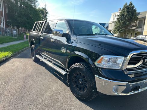 Used 2018 RAM 1500 Laramie Longhorn w/ Longhorn Southfork Package image 2