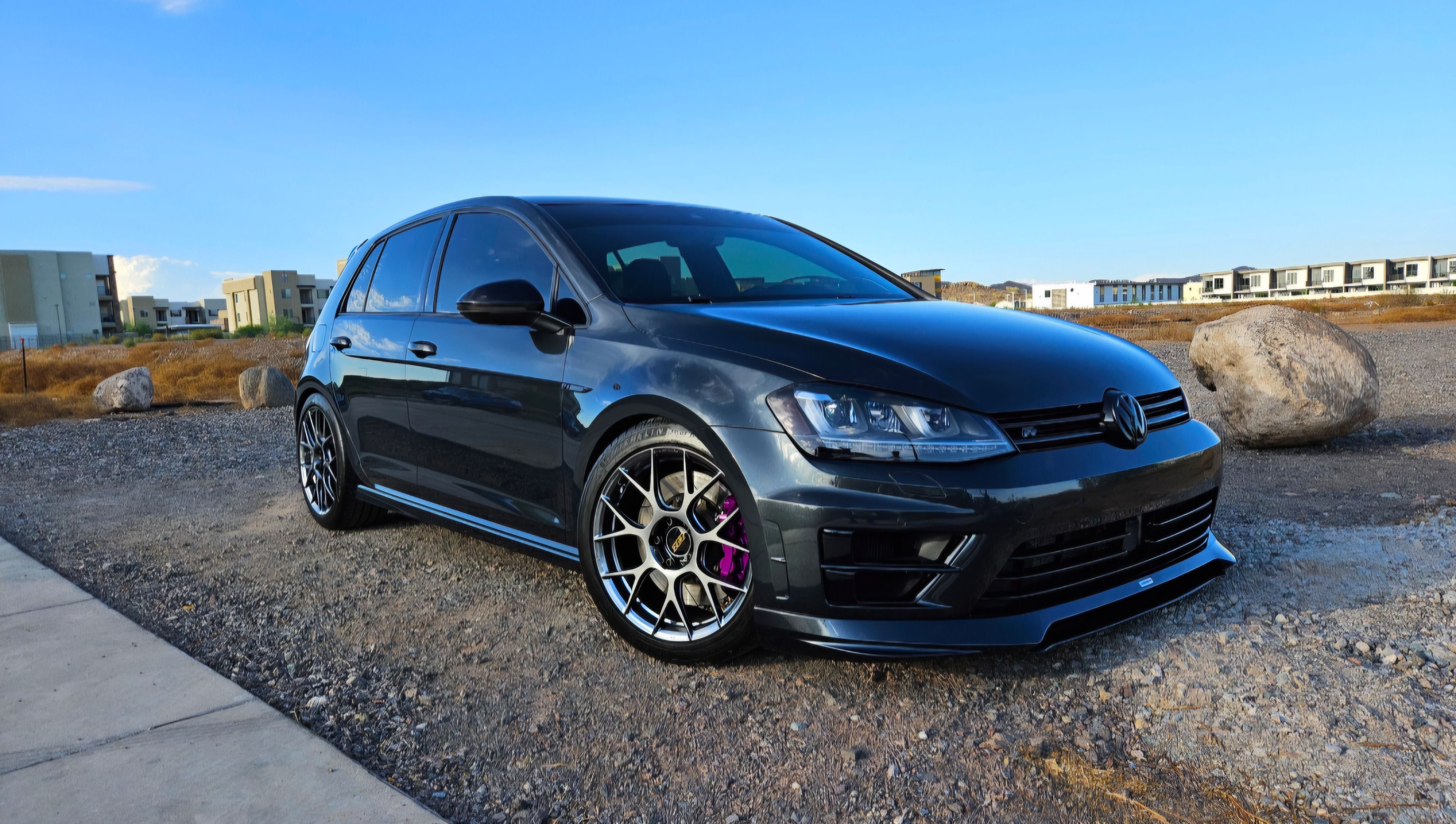 Used 2017 Volkswagen Golf 4-Door AWD/4WD image 19