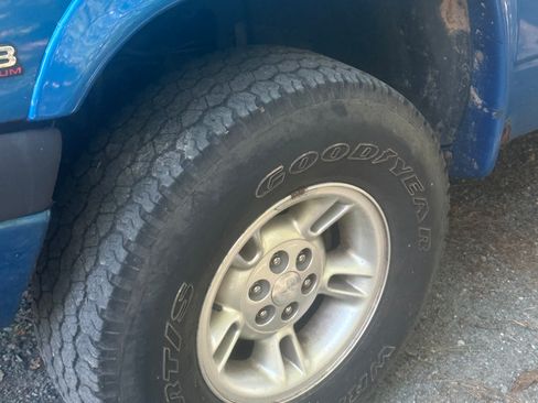 Used 2000 Dodge Dakota 4x4 Club Cab image 9
