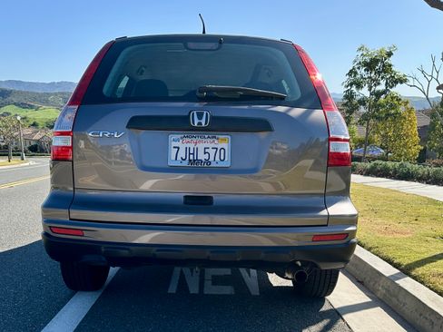 Used 2010 Honda CR-V LX image 5
