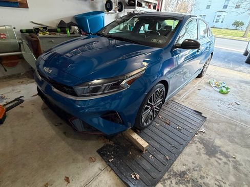 Used 2023 Kia Forte GT w/ GT2 Package image 11