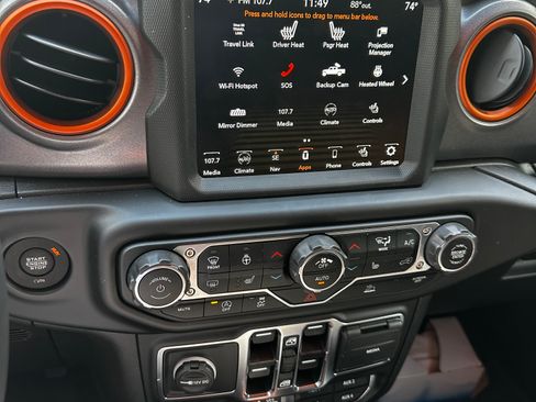 Used 2022 Jeep Gladiator Mojave w/ LED Lighting Group image 17