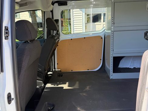 Used 2016 Ford Transit Connect XL image 12