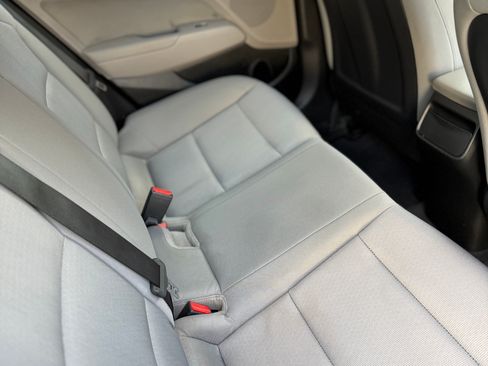 Used 2018 Hyundai Elantra SEL FWD image 6