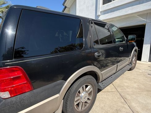 Used 2003 Ford Expedition Eddie Bauer RWD image 8
