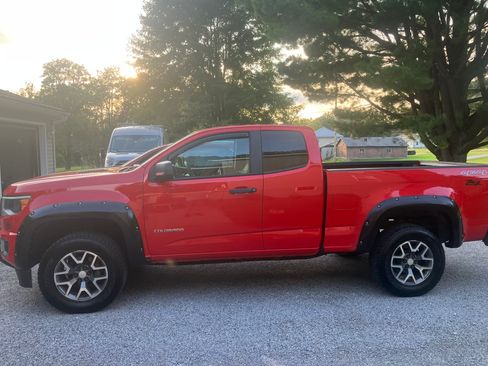 Used 2016 Chevrolet Colorado W/T AWD/4WD image 4