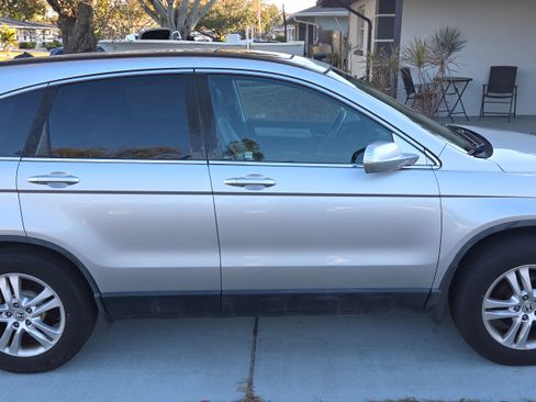 Used 2010 Honda CR-V EX-L image 5