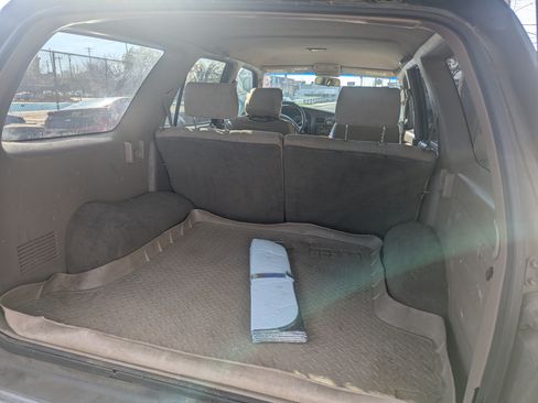 Used 2000 Toyota 4Runner SR5 image 11