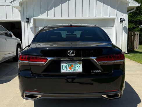 Used 2018 Lexus LS 500 F Sport image 2