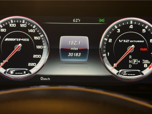 Used 2015 Mercedes-Benz S 65 AMG Sedan image 25