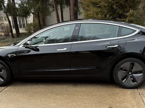 Used 2019 Tesla Model 3 Long Range image 2