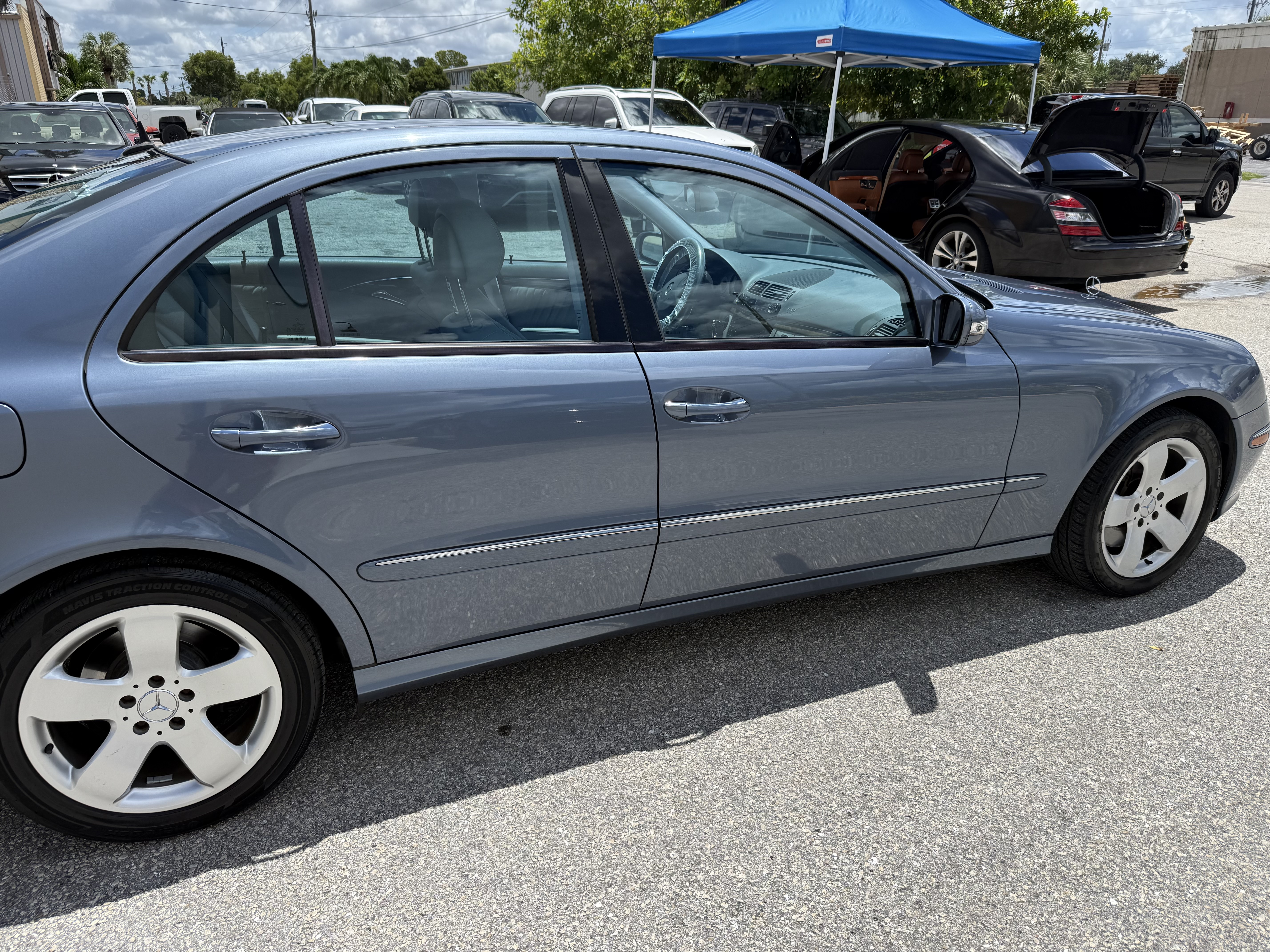 Used 2006 Mercedes-Benz E 500 4MATIC Sedan image 5