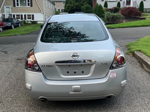 Used 2009 Nissan Altima 2.5 SL w/ SL Pkg image 5