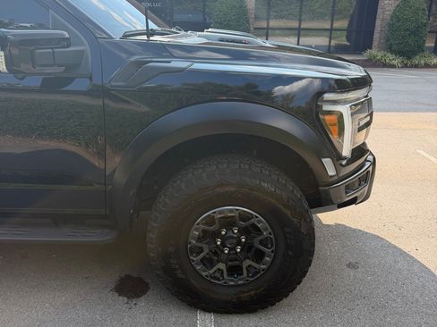 Used 2025 Ford F150 Raptor w/ Equipment Group 803A Raptor R AWD/4WD image 14