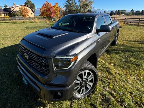 Used 2020 Toyota Tundra SR5 image 8