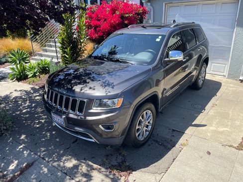 Used 2016 Jeep Grand Cherokee Limited RWD image 2