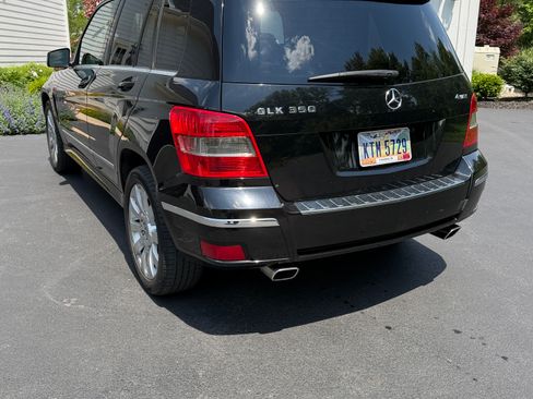 Used 2011 Mercedes-Benz GLK 350 4MATIC image 5