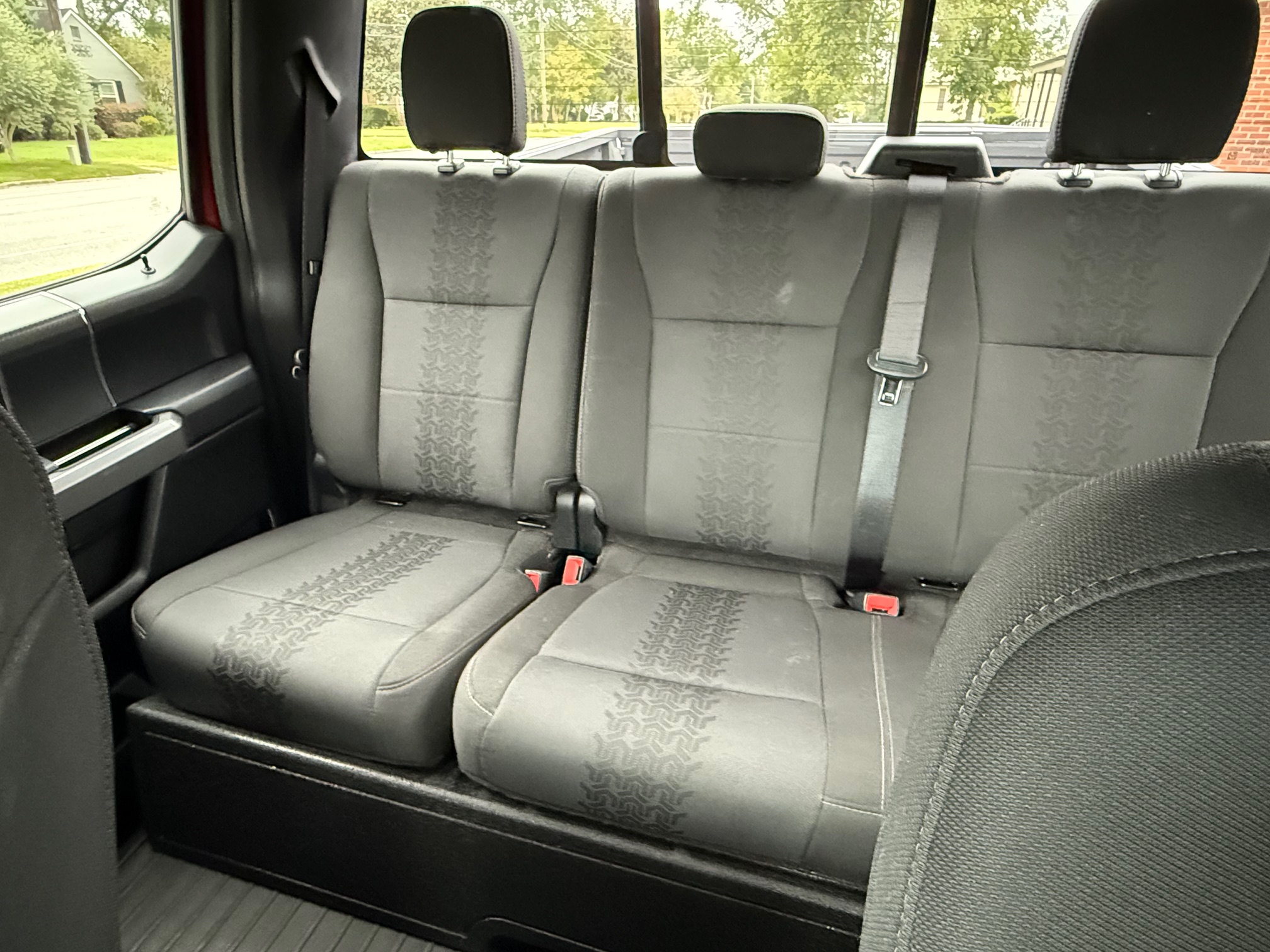 Used 2018 Ford F150 XLT w/ Equipment Group 302A Luxury AWD/4WD image 16