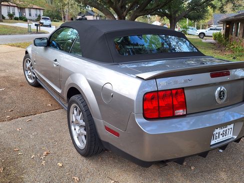 Used 2008 Ford Mustang Shelby GT500 image 2