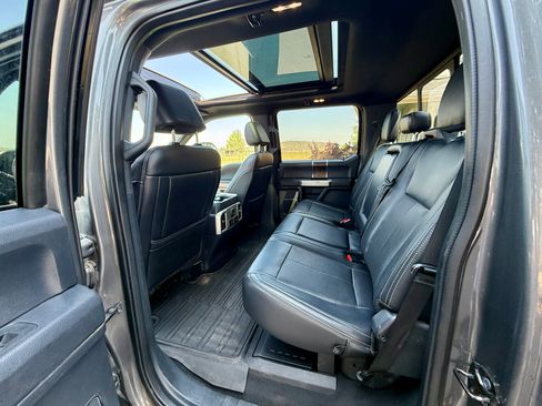 Used 2022 Ford F350 Lariat w/ Black Appearance Package AWD/4WD image 5