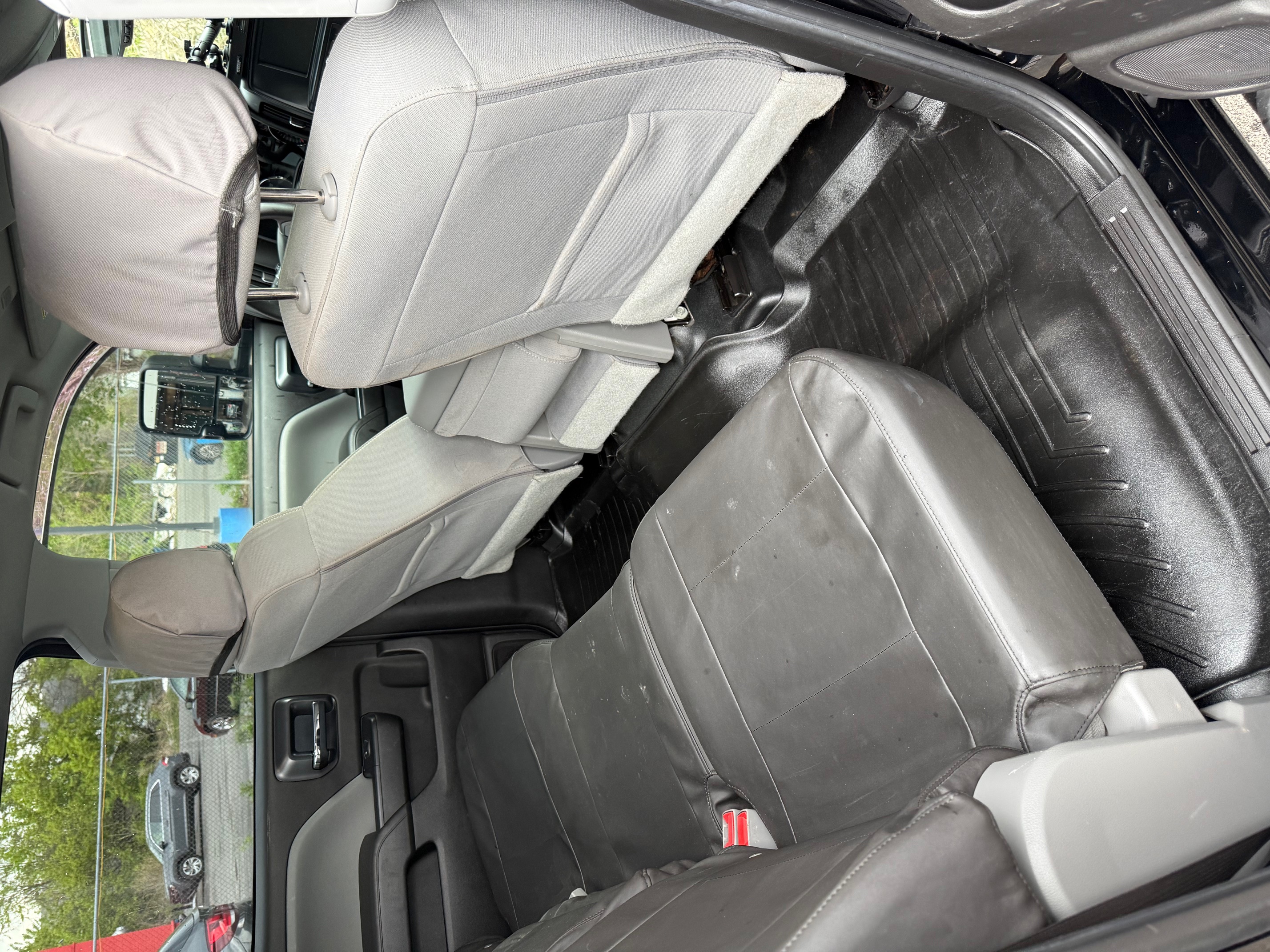 Used 2018 Chevrolet Silverado 3500 W/T AWD/4WD image 9