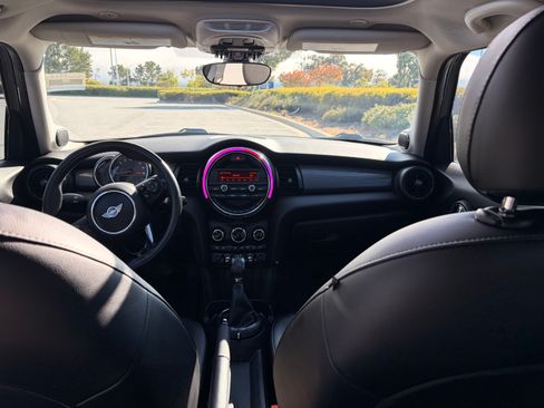 Used 2016 MINI Cooper 4-Door Hardtop FWD image 21